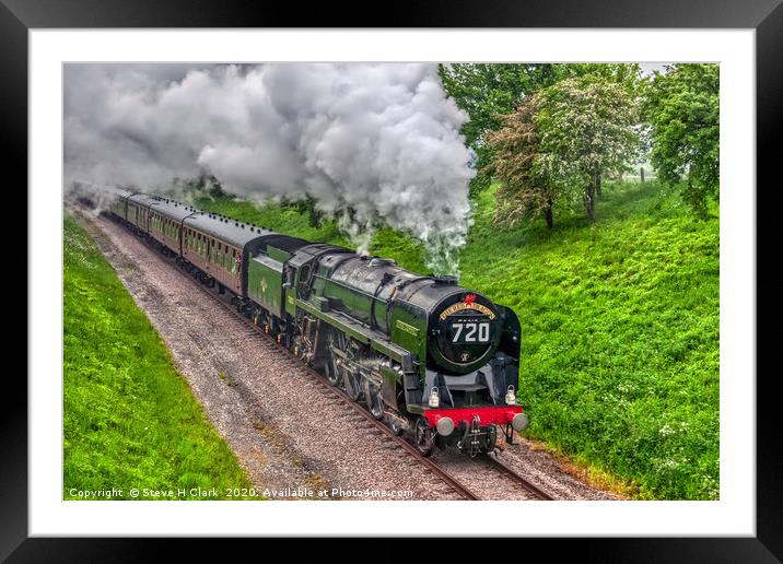 70013 BR Standard Class 7 Oliver Cromwell Framed Mounted Print by Steve H Clark
