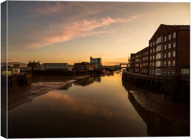 Golden Hour on River Hull Canvas Print by P D