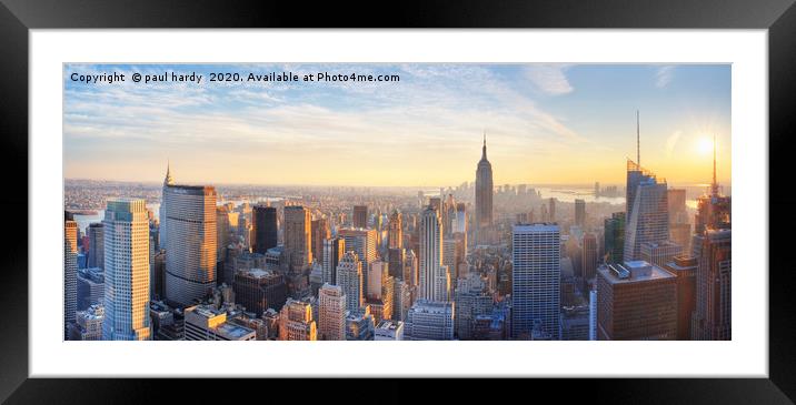 Panoramic panoramic view of Manhattan skyline Framed Mounted Print by conceptual images