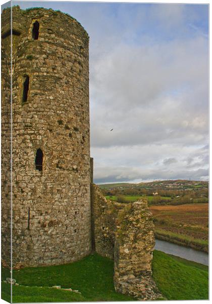 Kidwelly Castle Canvas Print by Brian Beckett