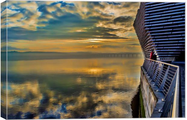 Tay River Dundee  Canvas Print by Valerie Paterson