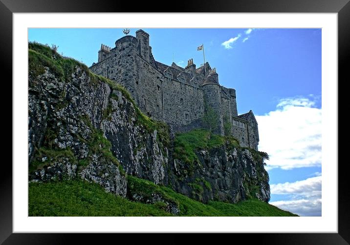 Duart Castle, Isle of Mull Framed Mounted Print by Martin Smith