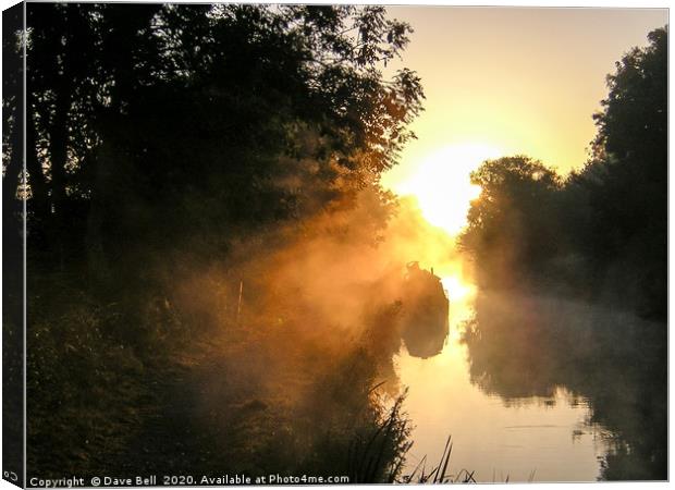 Early Morning On The Avon and Kennet Canal Canvas Print by Dave Bell