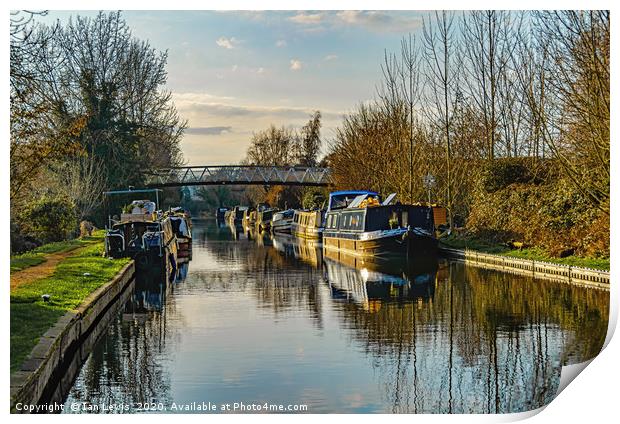 Canal Boats At Aldermaston Print by Ian Lewis