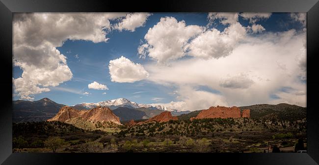 Garden of the Gods Framed Print by Gareth Burge Photography