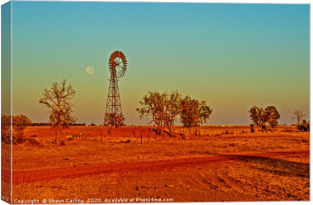 Moon Setting Over The Surat Gasfields Canvas Print by Shaun Carling