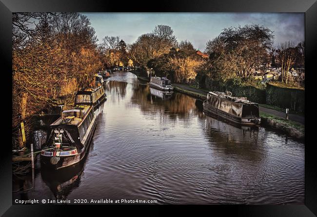 The Kennet And Avon Above Newbury Framed Print by Ian Lewis