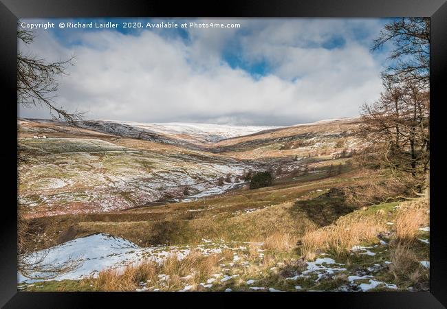 The Hudes Hope Valley in Winter (1) Framed Print by Richard Laidler