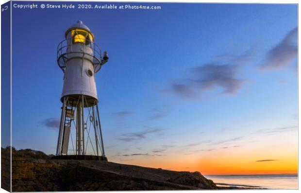 Black Nore Lighthouse, Portishead, Somerset, UK Canvas Print by Steve Hyde