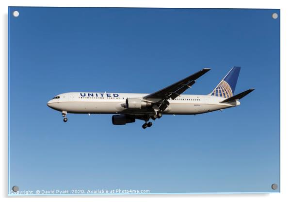 United Airlines Boeing 767-332 Acrylic by David Pyatt