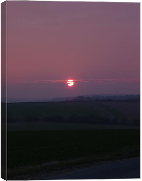 Wiltshire Sunset Canvas Print by marie crisp