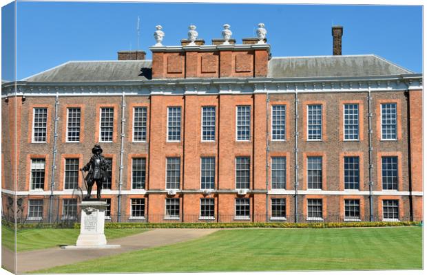 Statue in front of Kensington palace in London Canvas Print by M. J. Photography
