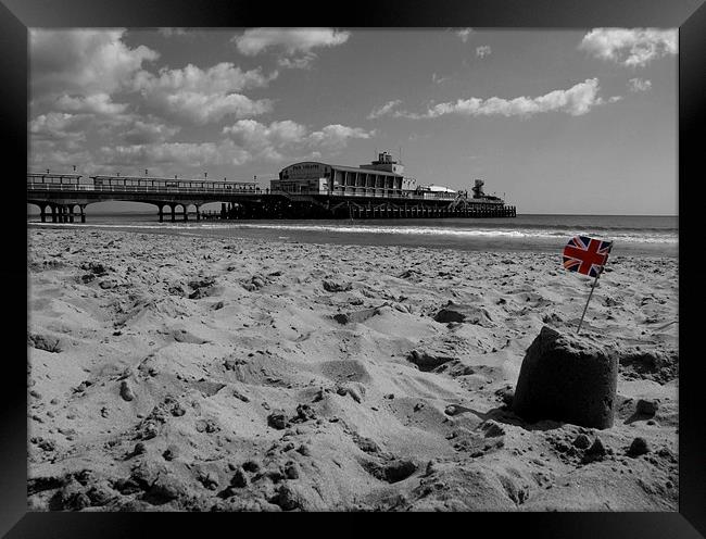 Bournemouth Pier in Black and White Framed Print by Samantha Higgs
