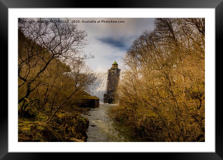 Pen y Garreg dam , Elan Valley. Framed Mounted Print by RICHARD MOULT