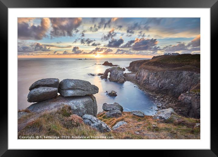 Dramatic End Framed Mounted Print by Si Betteridge