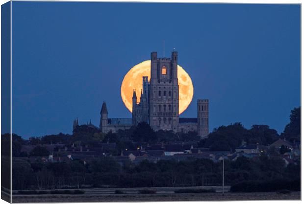 Harvest Moon rising behind Ely Cathedral, Cambridg Canvas Print by Andrew Sharpe