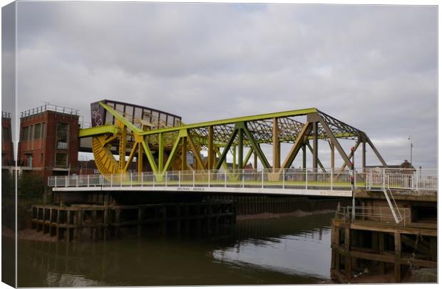 Drypool bridge, Kingston upon Hull Canvas Print by Martin Smith