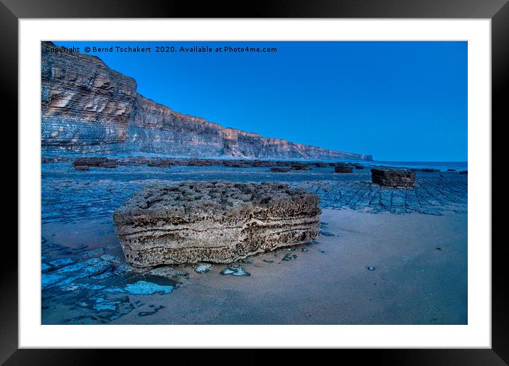 Boulders on the beach, Monknash, Nash Point, Wales Framed Mounted Print by Bernd Tschakert
