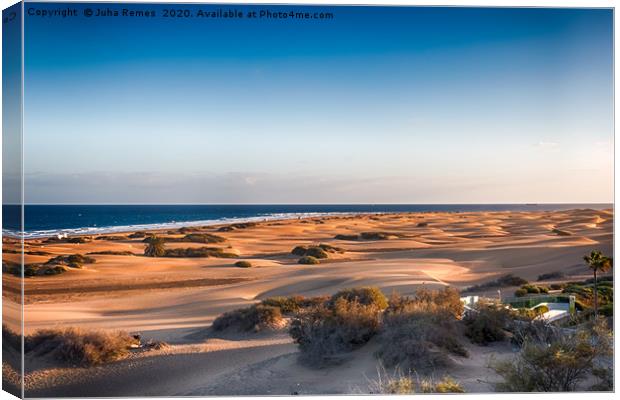 Playa del Ingles Sand Dunes Canvas Print by Juha Remes