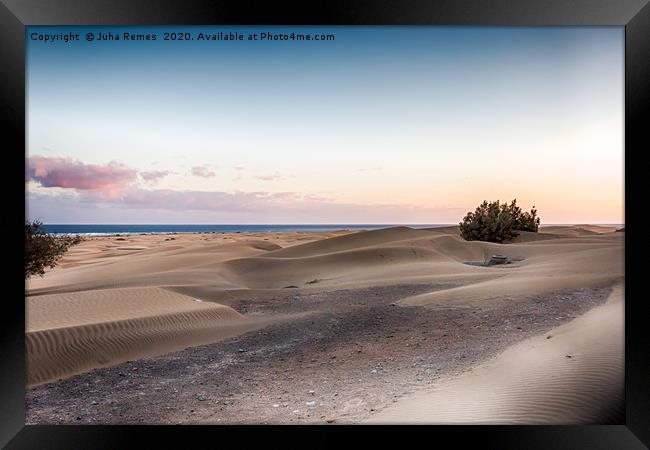 Playa del Ingles Dunes Framed Print by Juha Remes
