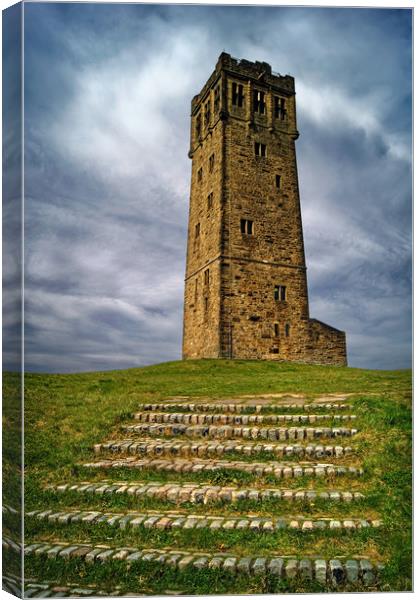 Victoria Tower,Castle Hill                     Canvas Print by Darren Galpin