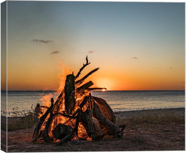 Bonfire at the beach on the Caribbean island of Cu Canvas Print by Gail Johnson