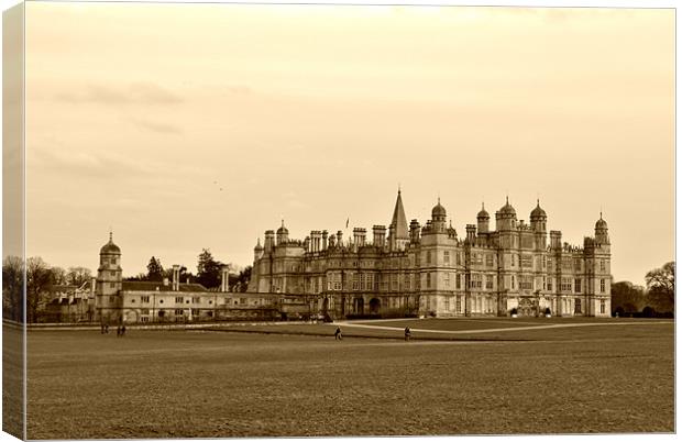 Burghley House Stamford, Lincolnshire Canvas Print by Daniel Gray
