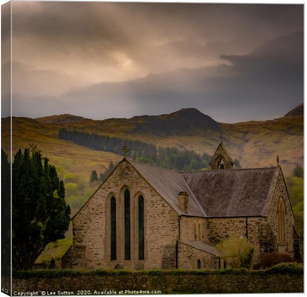 St Mary's Church Canvas Print by Lee Sutton