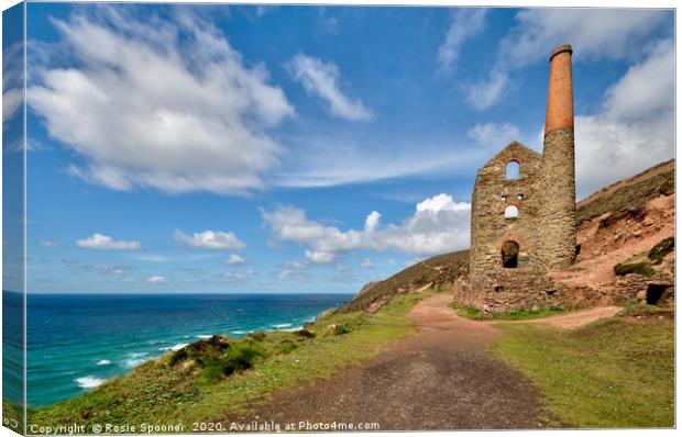 Towanroath Engine House in North Cornwall Canvas Print by Rosie Spooner