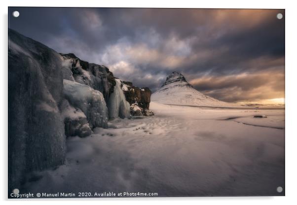 Classic view of the Kirkjufell Acrylic by Manuel Martin