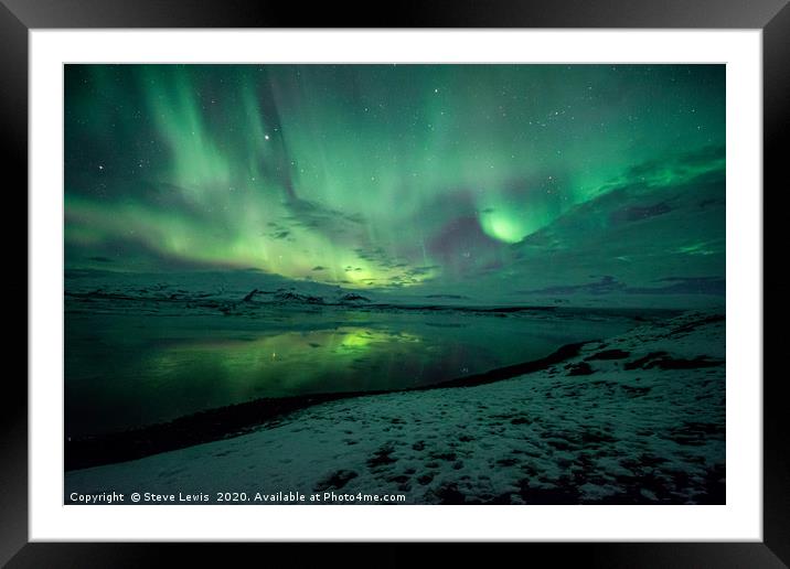 Northern Lights Iceland , Jökulsárlón Framed Mounted Print by Steve Lewis