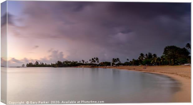 Storm clouds rolling over an Hawaiian beach Canvas Print by Gary Parker