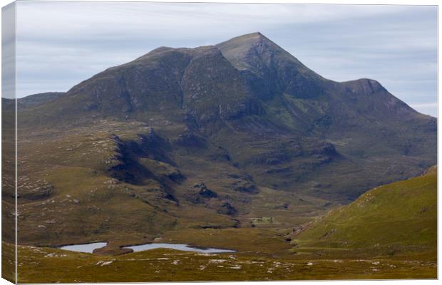 Cul Beag Northwest Highlands of Scotland Canvas Print by Derek Beattie