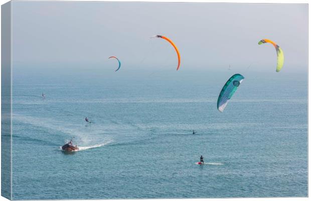 Kite-Surfing Canvas Print by Ernie Jordan