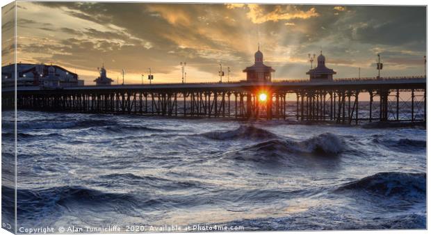 Blackpool sunset Canvas Print by Alan Tunnicliffe