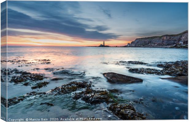 Whitley Bay sunrise Canvas Print by Marcia Reay