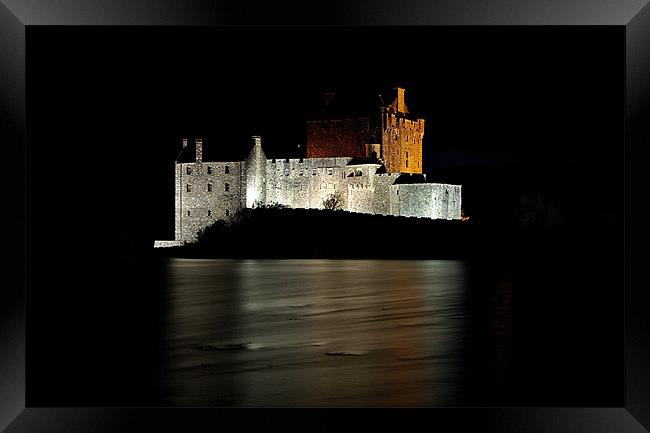 Eilean Donan Castle at night Framed Print by R K Photography