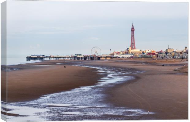 Blackpool on beach Canvas Print by chris smith