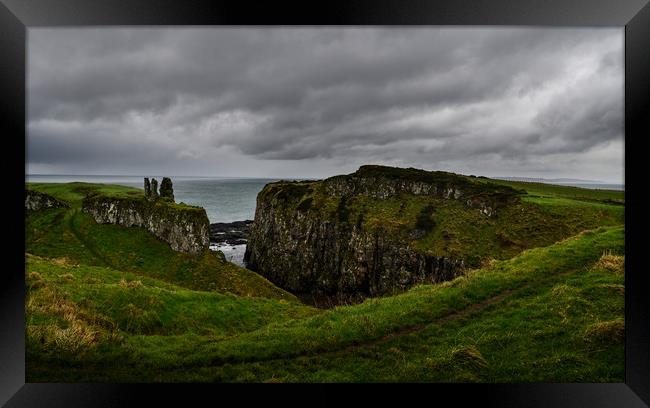 Dunseverick Castle Remains on the Causeway Coast i Framed Print by Creative Photography Wales