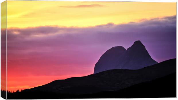 Simmering Suilven Canvas Print by John Malley