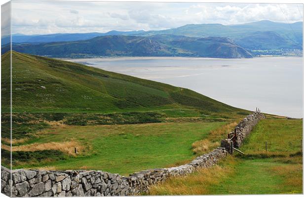 View from around The Great Orme Llandudno Canvas Print by JEAN FITZHUGH