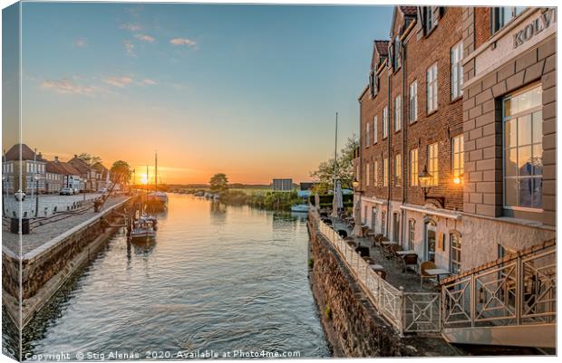 Ribe river and the restaurant Kolvig in the sunset Canvas Print by Stig Alenäs