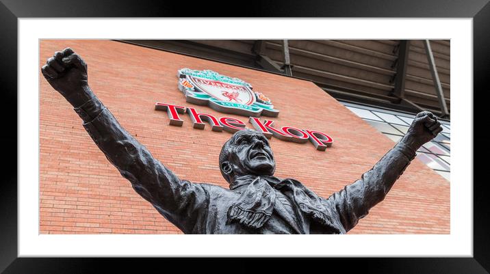 Bill Shankly statue at Anfield stadium Framed Mounted Print by Jason Wells