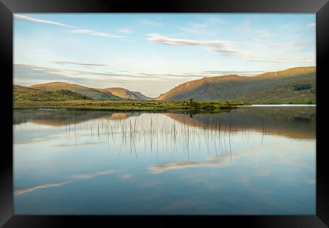 Lough Veagh, Glenveagh National Park, Donegal, Ire Framed Print by Dave Collins