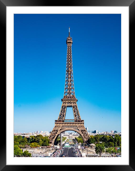 Eiffel Tower in Paris - view from Trocadero Framed Mounted Print by Erik Lattwein