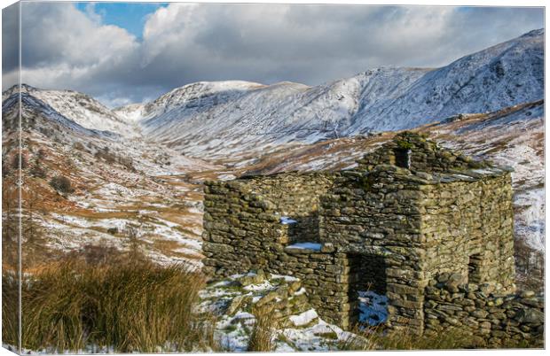 Old Stone Barn on Kirkstone Pass Canvas Print by George Robertson