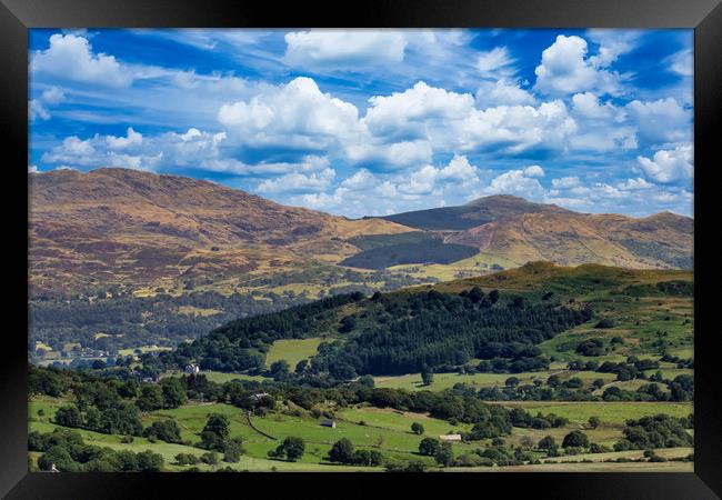 Beautiful landscape and mountains in Snowdonia Framed Print by Simon Marlow