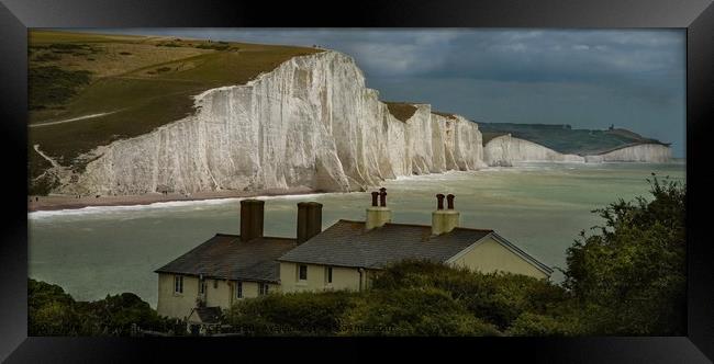 SEVEN SISTERS CHALK CLIFFS, EAST SUSSEX Framed Print by Tony Sharp LRPS CPAGB