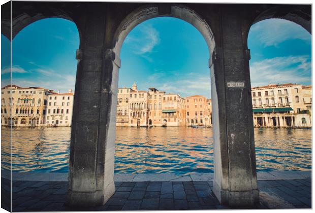 Under the arches of Rialto Canal in  Venice  Canvas Print by federico stevanin