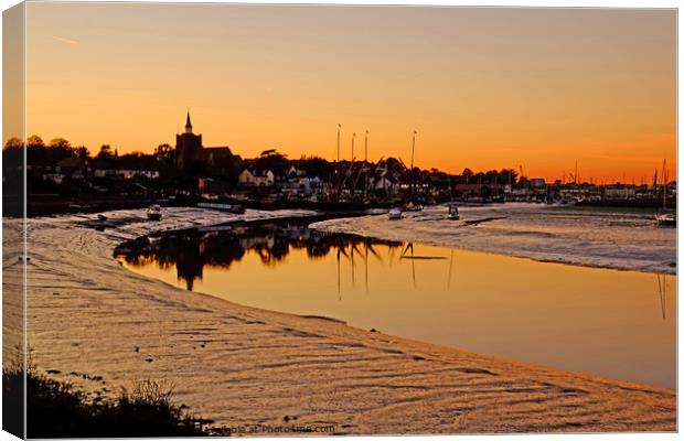 Maldon Skyline October evening Canvas Print by Diana Mower